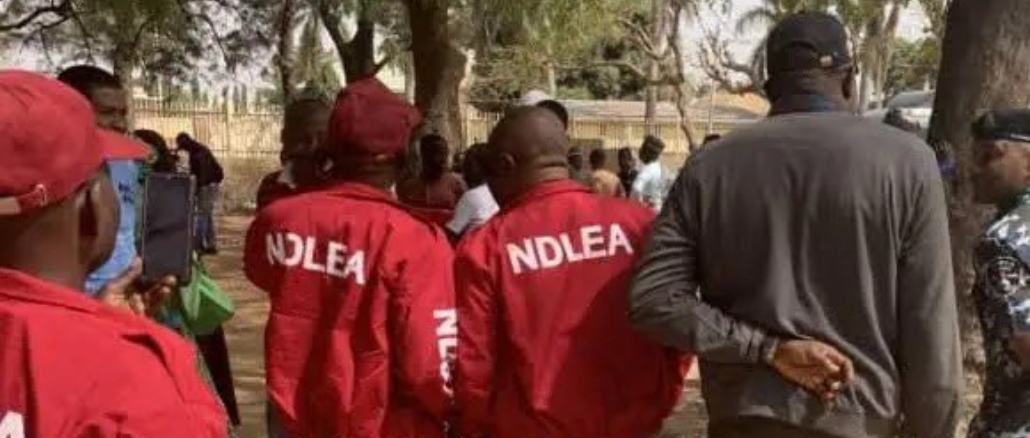 Fruit Seller Allegedly Shot Dead During NDLEA Raid in Makoko, Lagos, NDLEA Agents Flees